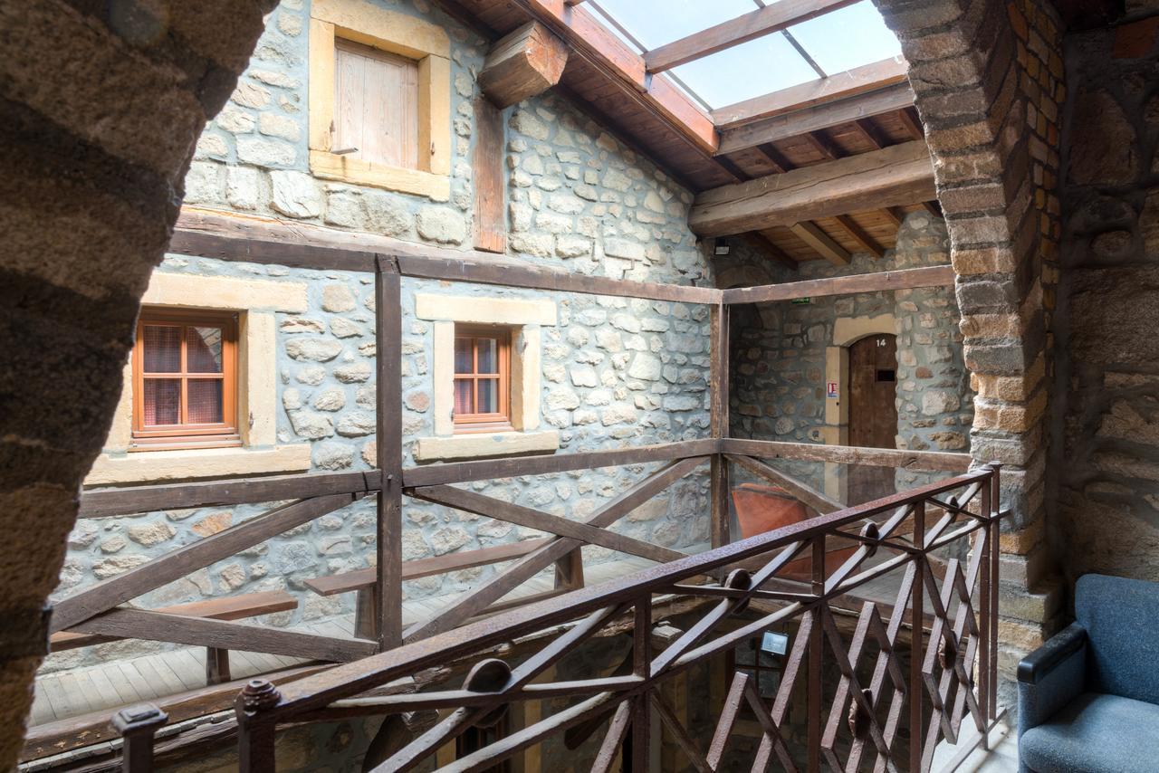 Bed and Breakfast Aux Prisons De Montagny Montagny  Exterior foto